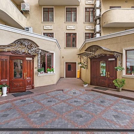 אודסה Greek Street Deluxe Apartment מראה חיצוני תמונה