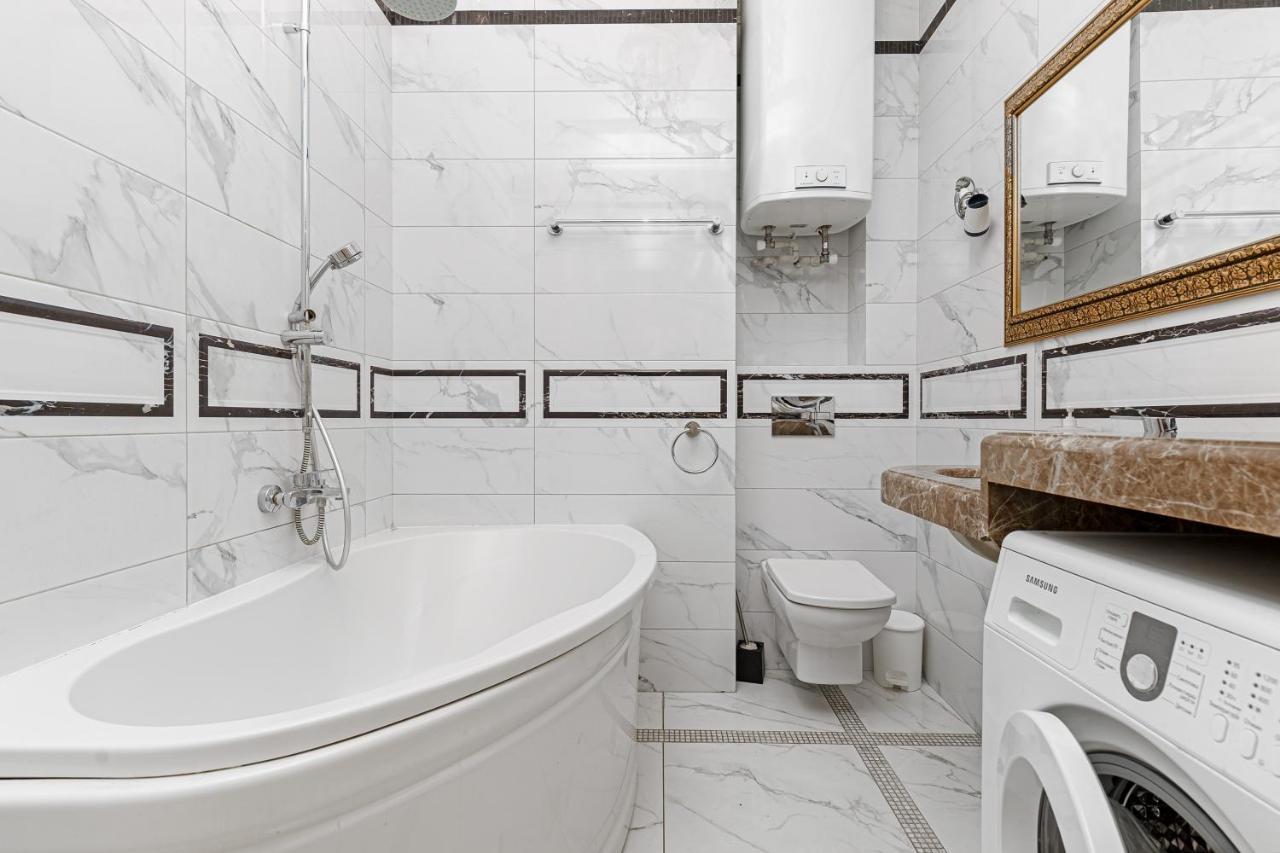 אודסה Greek Street Deluxe Apartment מראה חיצוני תמונה