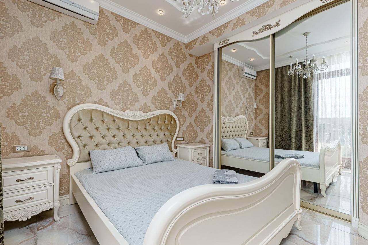 אודסה Greek Street Deluxe Apartment מראה חיצוני תמונה
