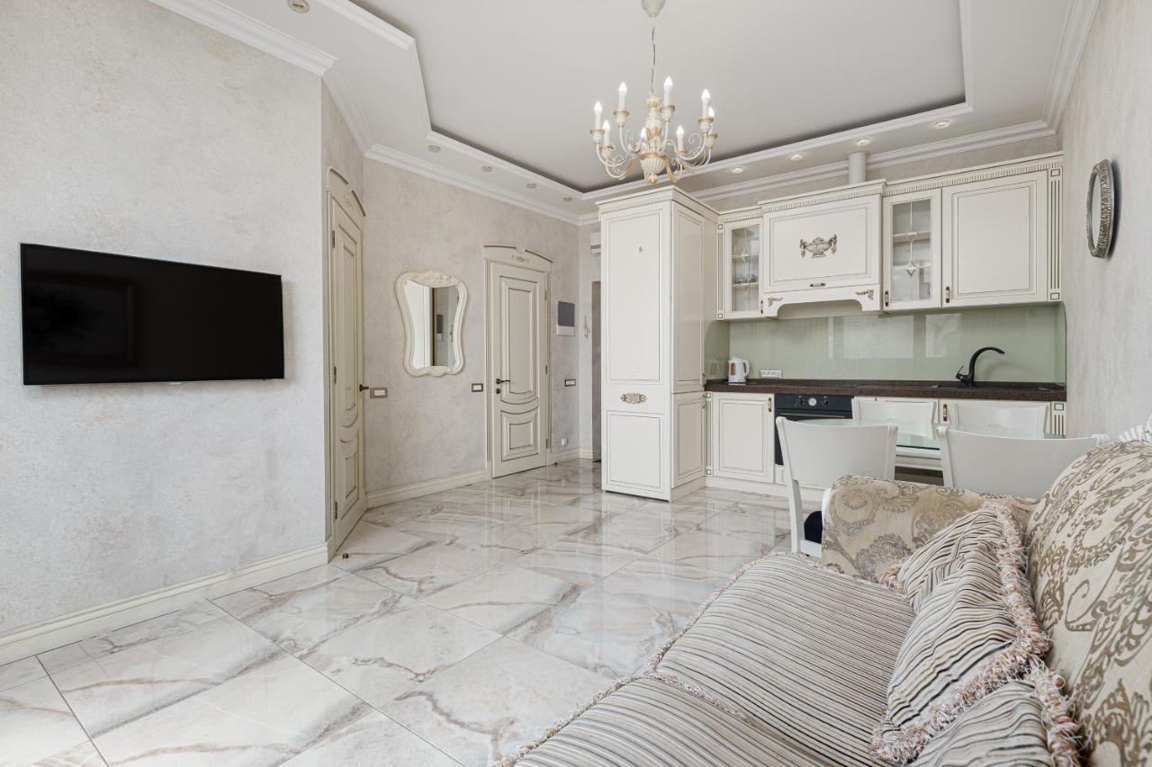 אודסה Greek Street Deluxe Apartment מראה חיצוני תמונה